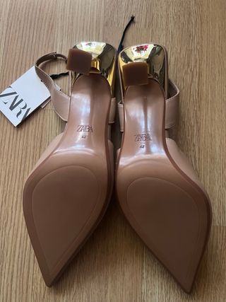 Zapatos nuevos del zara y sandalias  talla 42