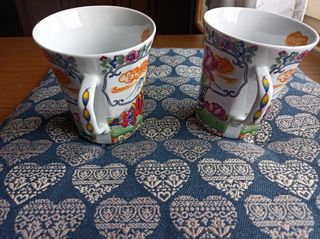 2 tazze in porcellana StilNovo