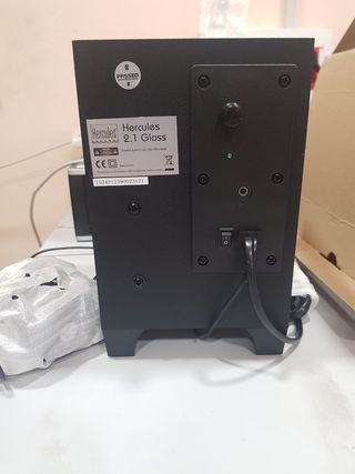 Altavoces hercules gloss