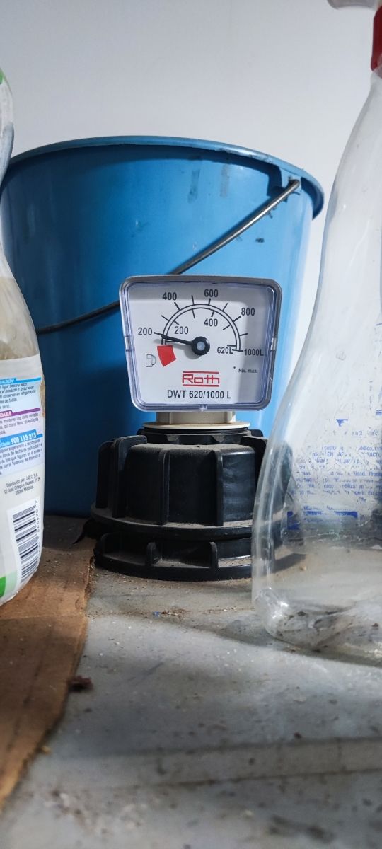 Bidón de 1000L  con 200L  de gasoil