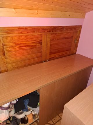 Escritorio y zapatero