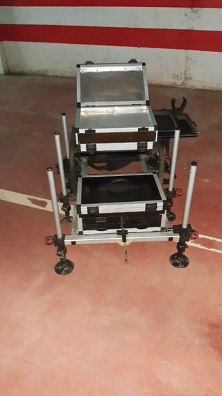 Se vende panier de pesca daiwa