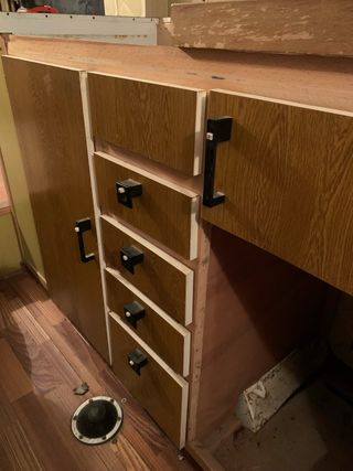 Tiradores pomo con cierre para mueble caravana