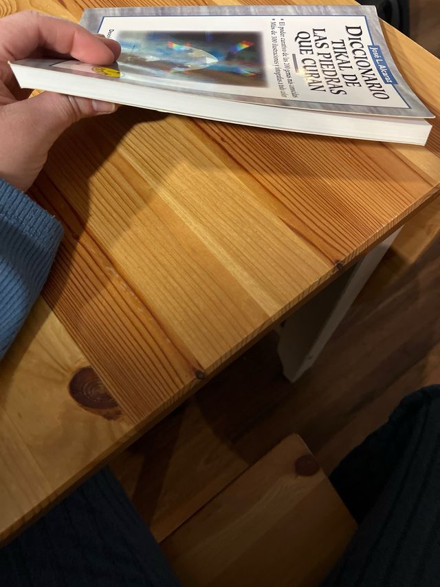 Diccionario Tikal de las piedras que curan Naturi