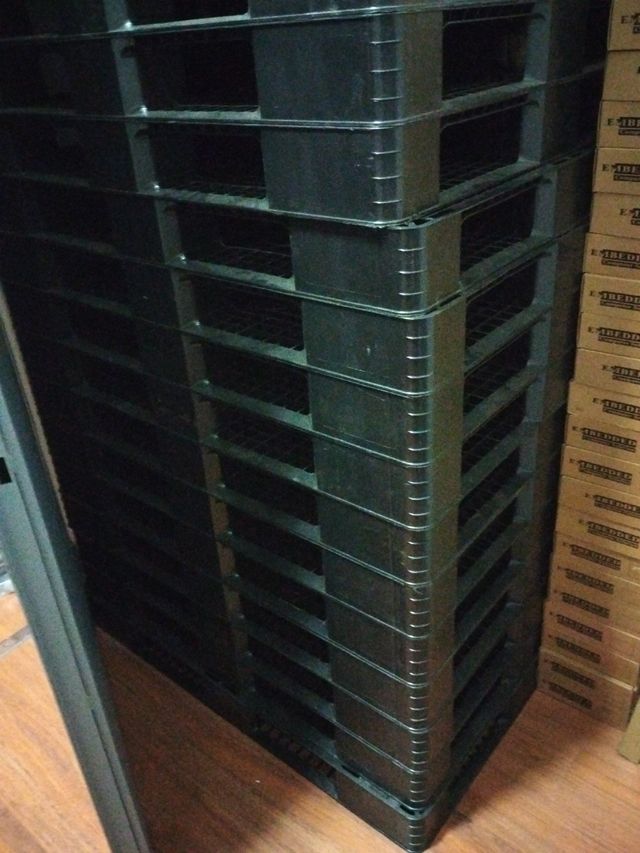 Pallets / palet/ pallet de plástico