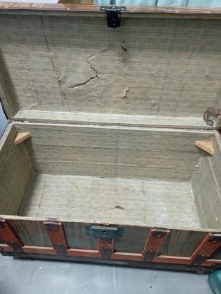 Baúl de madera de más de 100 años