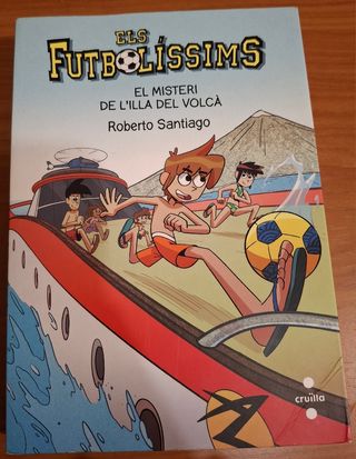 Els Futbolíssims 18: El misteri de l'illa del volcà