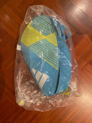 Vendo paletero de pádel Adidas.