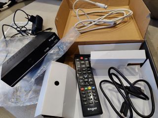 Receptor ENGEL RS8100Y + Cable Antena