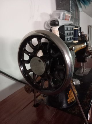 Maquina de cocer vintage