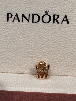 Abalorio pandora oro 14k