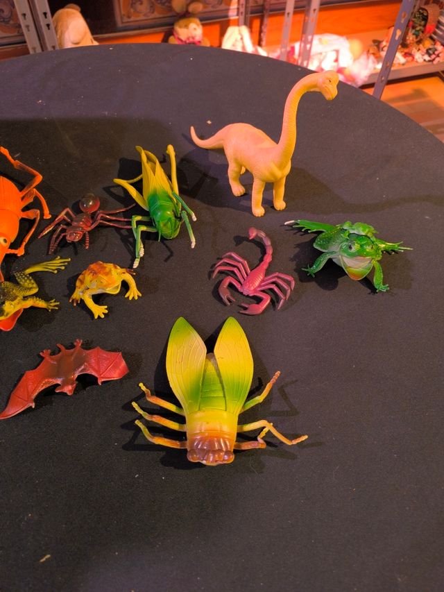 Lote de insectos de goma