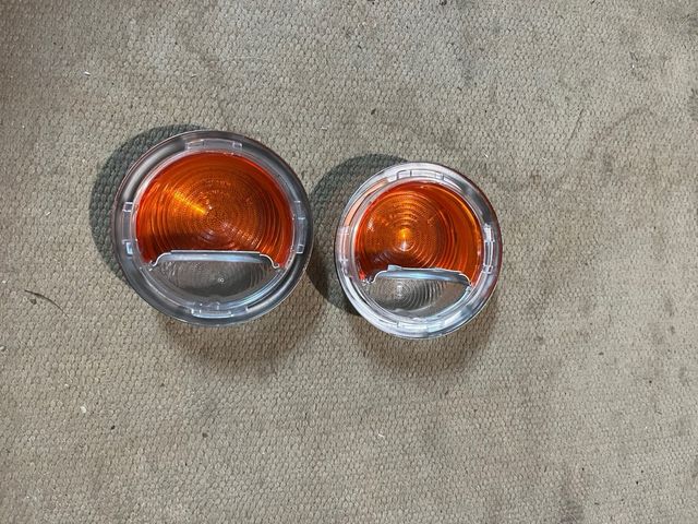 Pareja tulipas kinby jeep willys comando