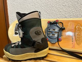 Tabla snowboard K2 y 2 pares de botas