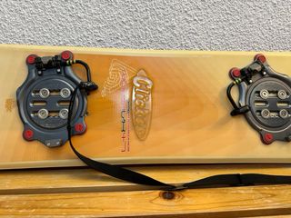 Tabla snowboard K2 y 2 pares de botas