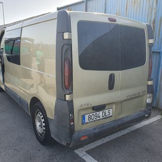 Opel Vivaro 2005