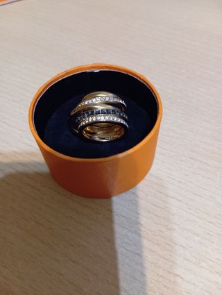 Anillo Swarovski entrelazado 