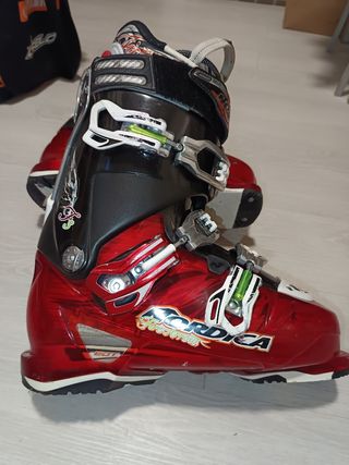 Botas  esquí gama alta Nórdica 