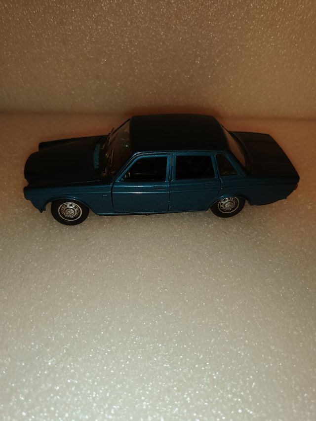 Volvo 164E Polistil 1:25