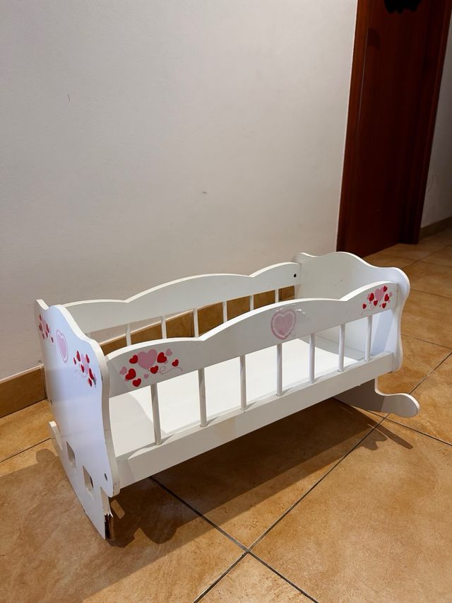 Cuna de juguete