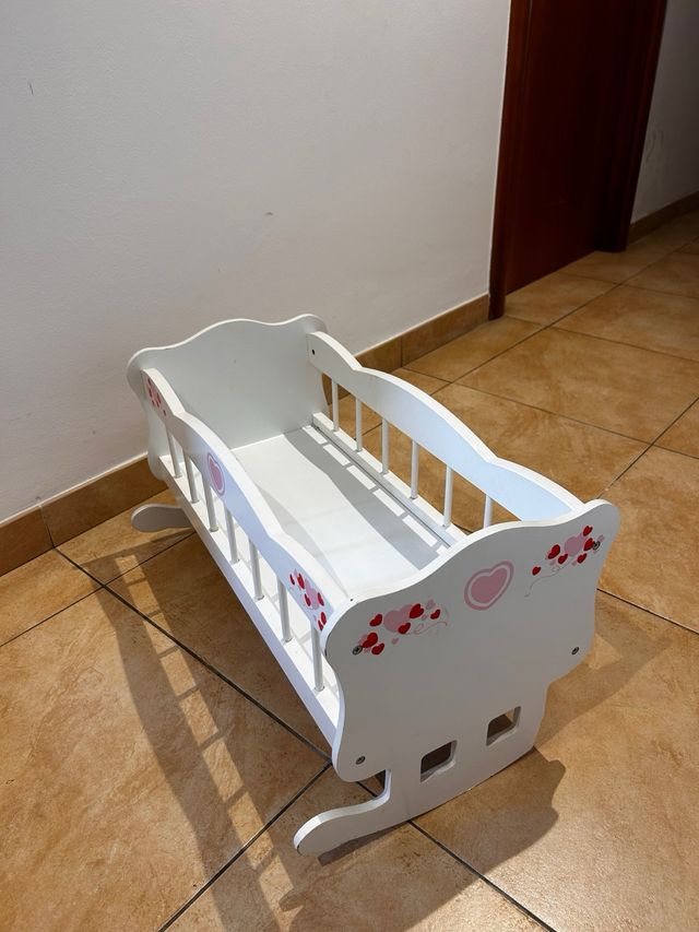 Cuna de juguete
