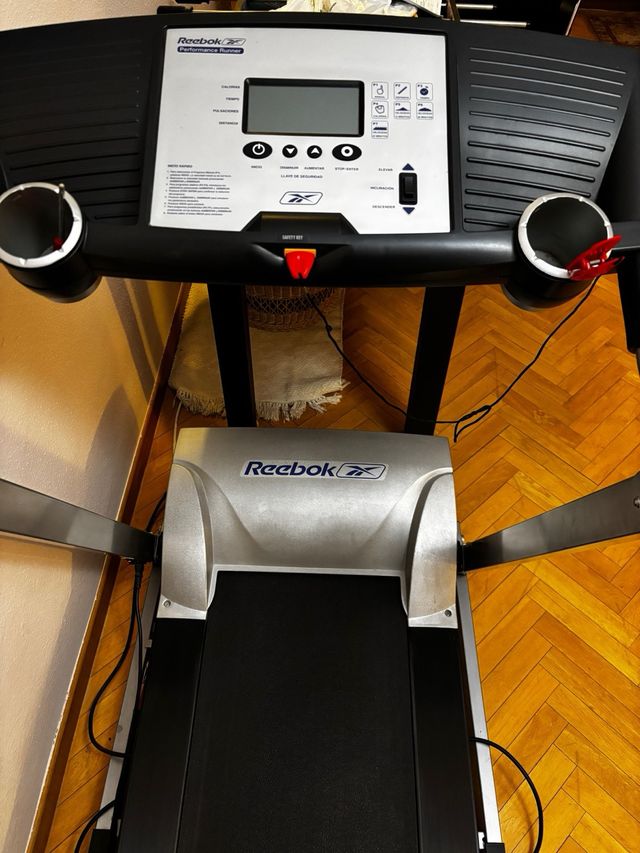 Cinta Reebok Performance Runner