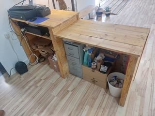 Mostrador de doble altura de madera