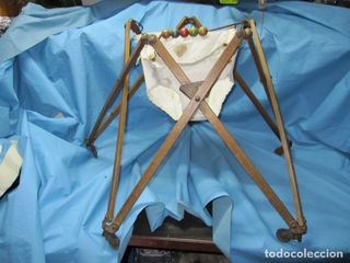 ANTIGUO ANDADOR CORREPASILLOS DE NIÑOS