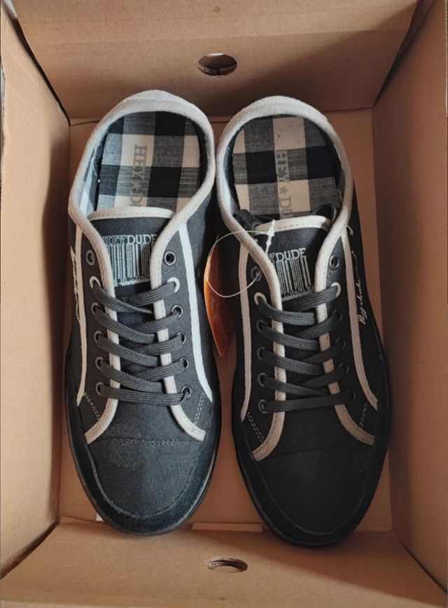 ZAPATILLAS NEGRAS HEY DUDE