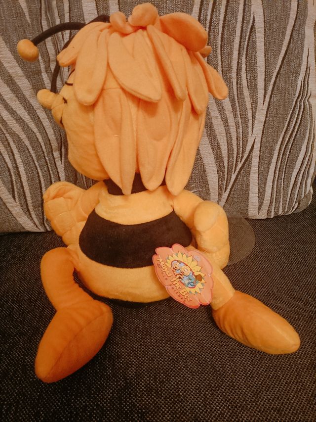 Peluche abeja maya