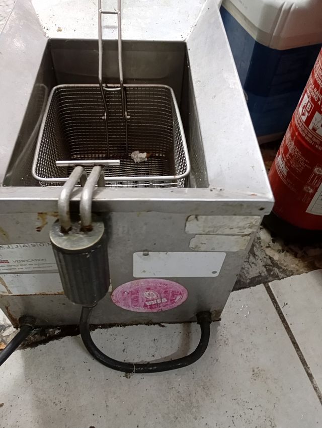 Freidora grande NEGOCIABLE