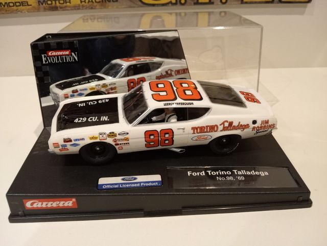 Scalextric. Carrera. Ford torino Talladega