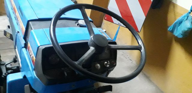 MINITRACTOR Kumiai-Mitsubishi - MT1601D.