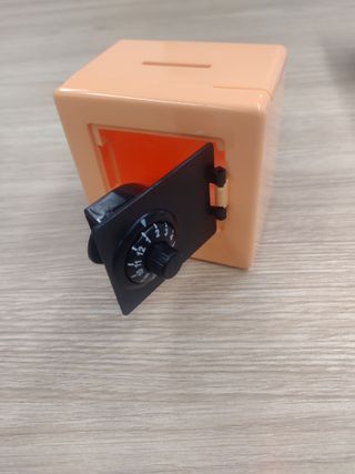 Salvadanaio A Cassaforte Con Combinazione