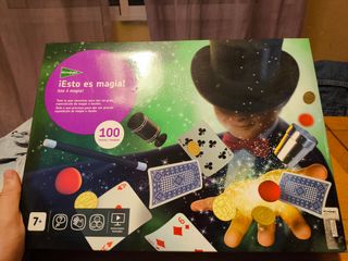 Juego de magia con 100 trucos a estrenar