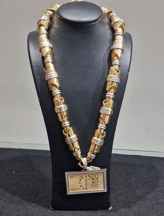 COLGANTE  ORO 18KT, CADEN VENDIDAD