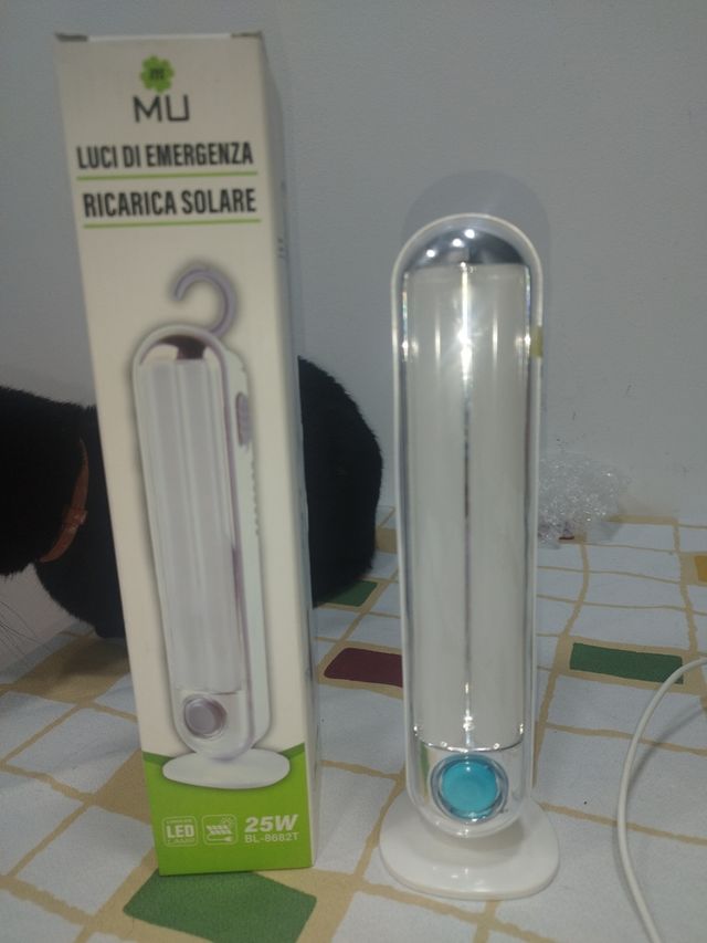 Luz de emergencia recargable