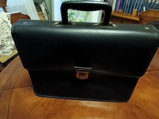 Cartera documentos de polipiel negra