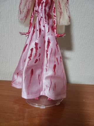 Monster high ooak custom Carrie White