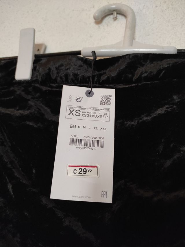 Falda terciopelo Zara