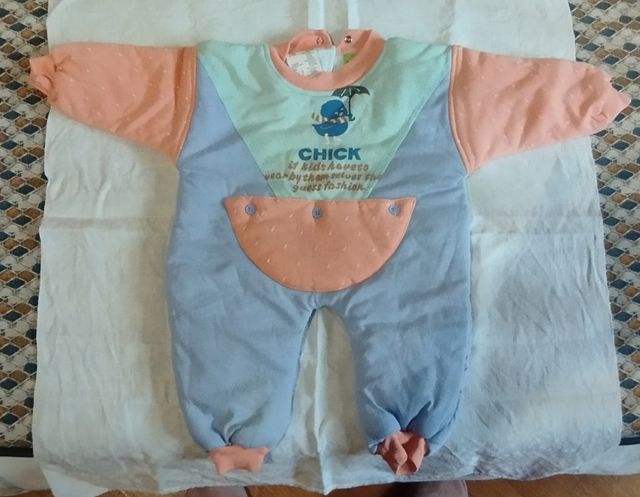 Tutina calda con imbottitura leggera