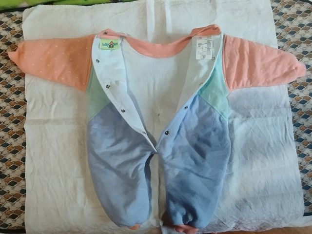 Tutina calda con imbottitura leggera