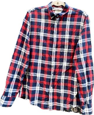 Camisa “ bershka “