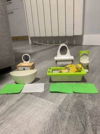 Accesorios y muñecos casita