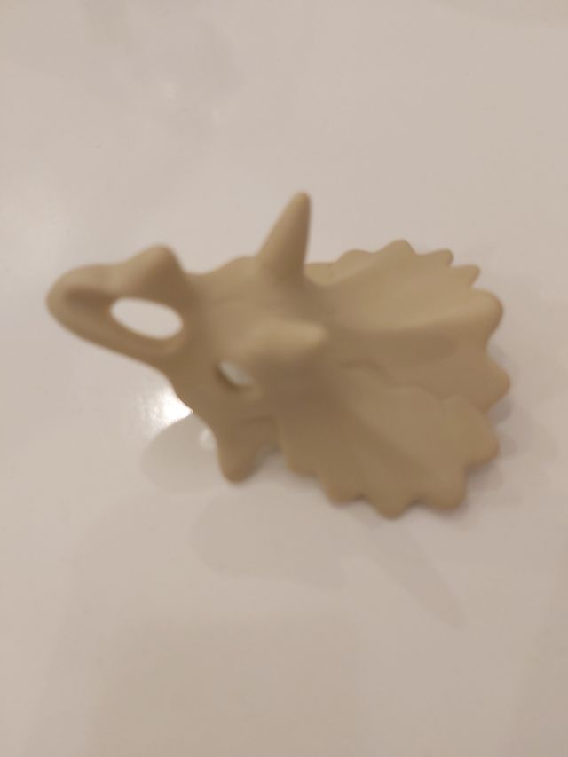 Cráneo fósil playmobil