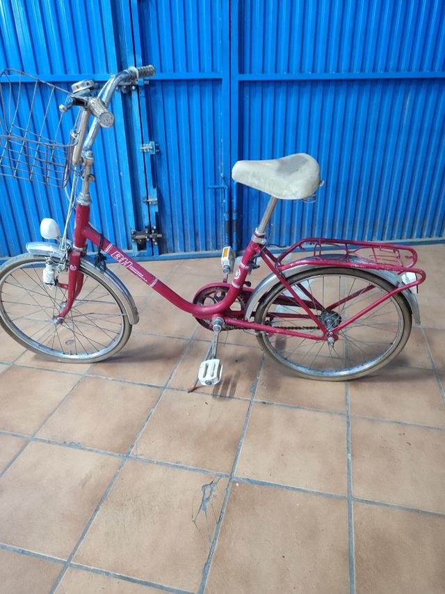 BICICLETA ANTIGUA