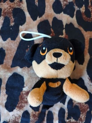 Pupazzo piccolo a forma di cane