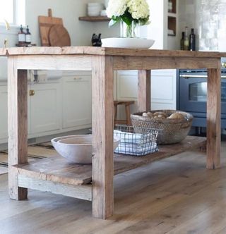 Mesa alta rustica de cocina