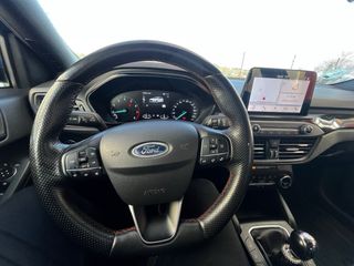 Ford Focus ST Line Ecoboost