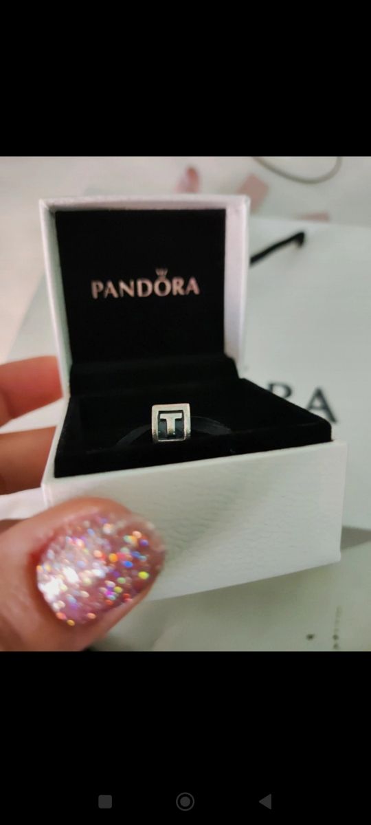 Lettera cubica Pandora T